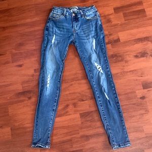 Juniors Size 5 Encore Skinny Jeans